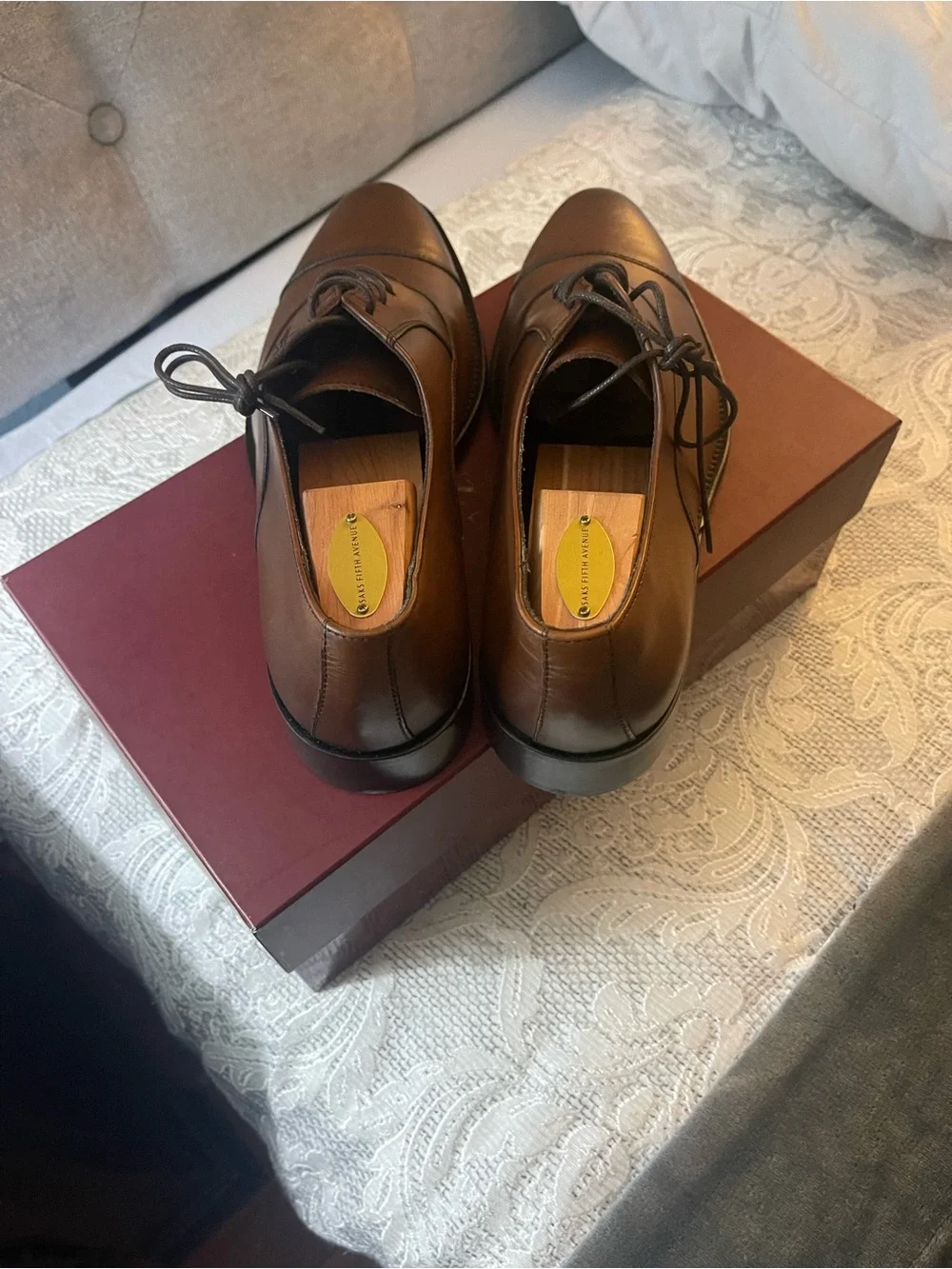 Classic Brown Cap-Toe Oxford Dress Shoes - Men